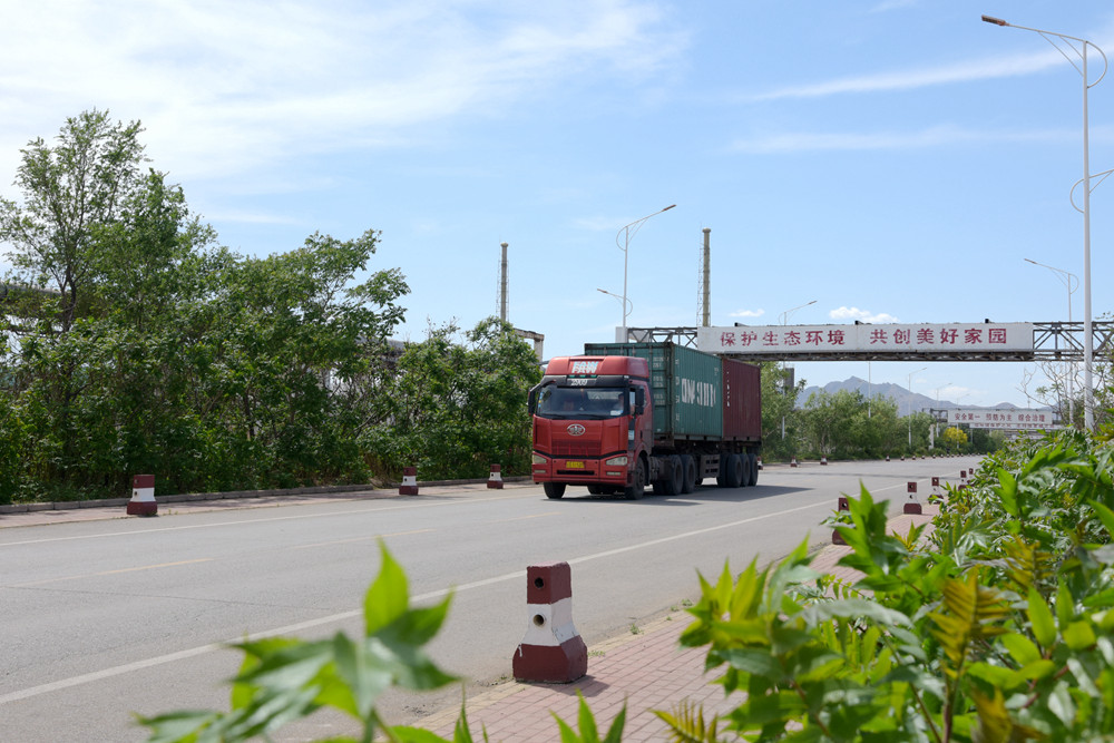 公司升級(jí)出入生產(chǎn)區(qū)域人員、車(chē)輛管理