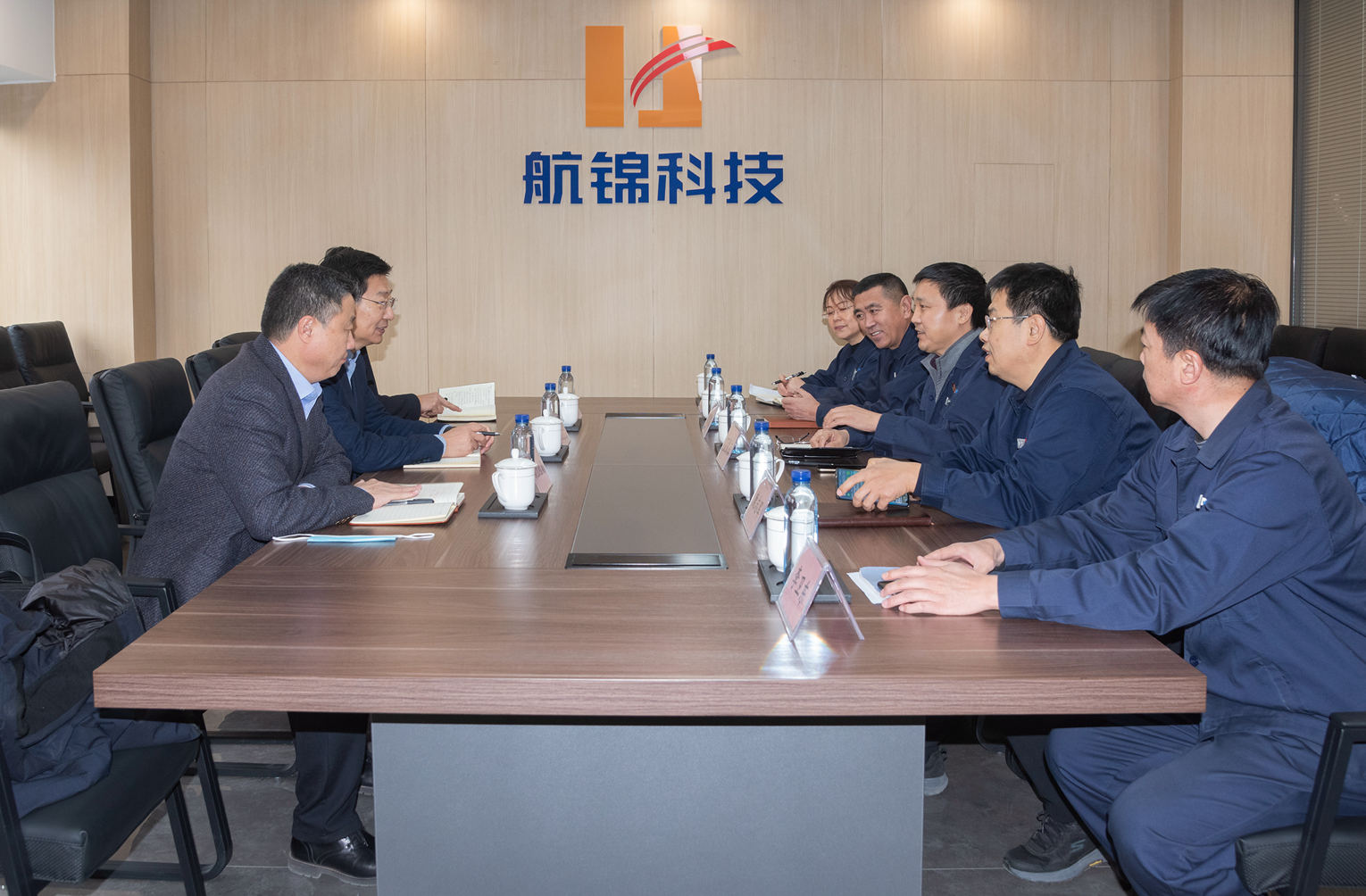 葫蘆島市委常委、市紀委書記陳福茂來公司調(diào)研